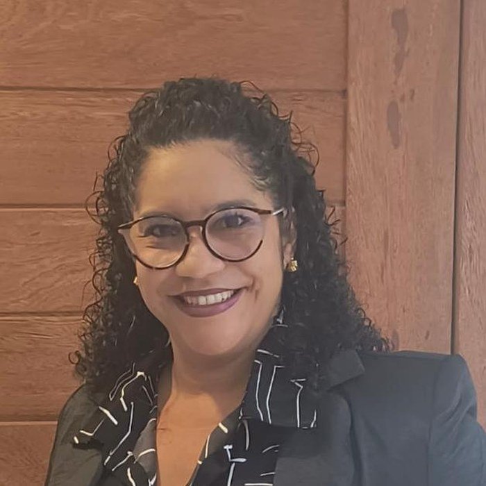 Profª Renata Maltez